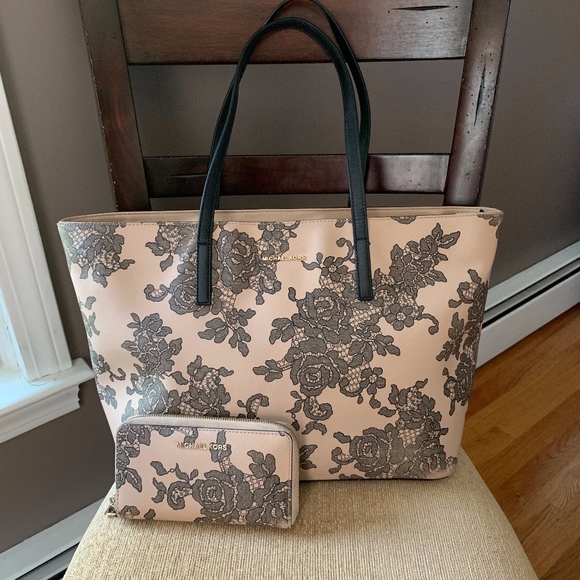 michael kors emry